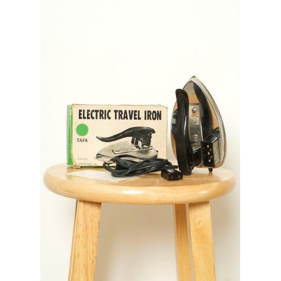 Vintage Travel iron 50's / 60's Iron / Electric Vintage Appli ce / Electrical / Mini Iron / 50s /
